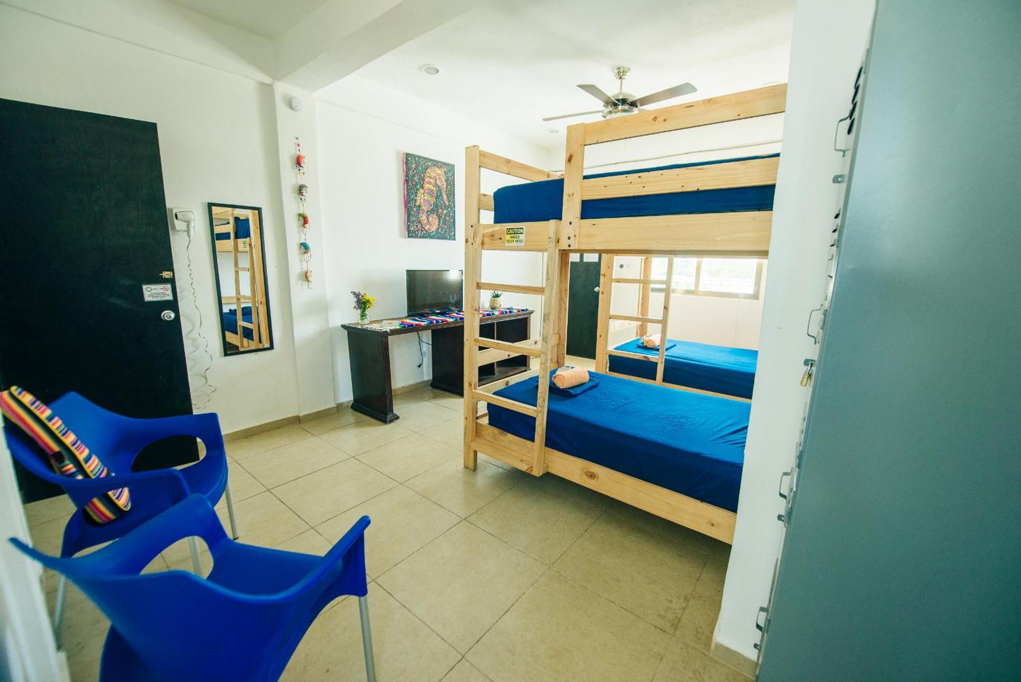 The Mermaid Hostel Beach (Adults Only) Cancún Exterior foto